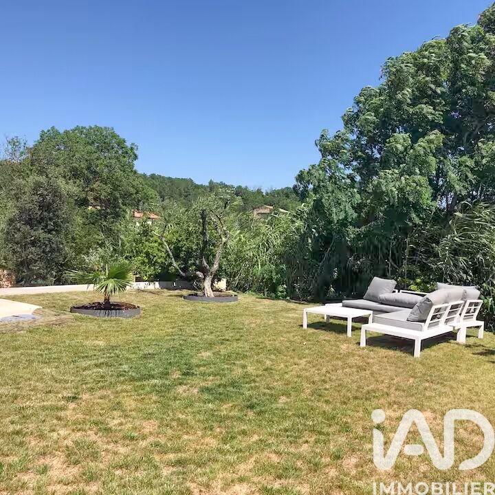 Maison - 93 m² - 5 pièces