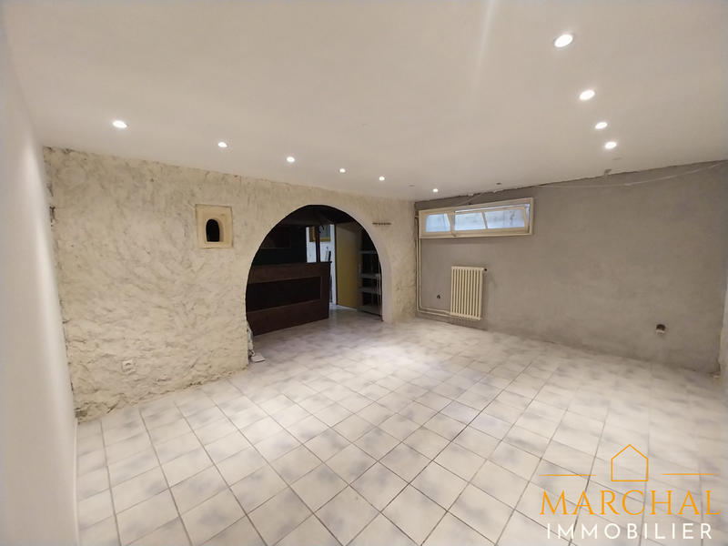 Maison - 187 m² - 6 pièces