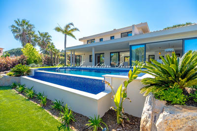 Villa - 370 m² - 7 pièces