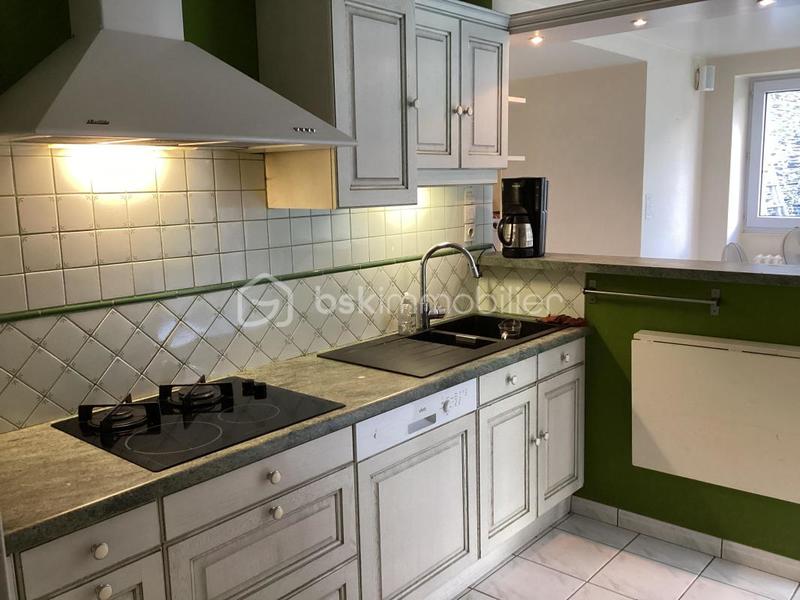 Maison - 152 m² - 8 pièces