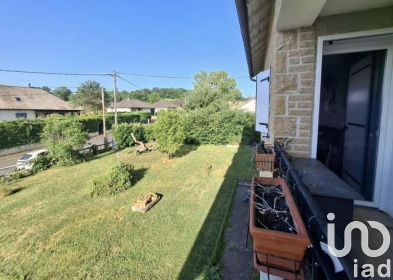 Maison - 230 m² - 8 pièces