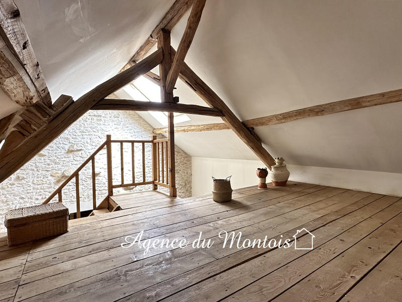 Maison - 165 m² - 7 pièces