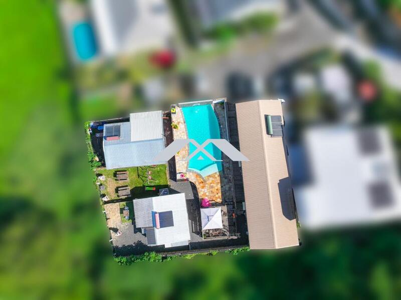 Maison - 185 m² - 11 pièces