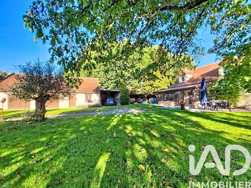 Maison - 186 m² - 7 pièces