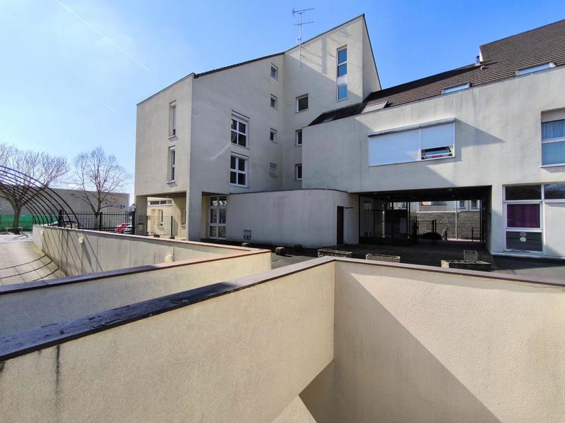 Appartement - 65 m² - 2 pièces