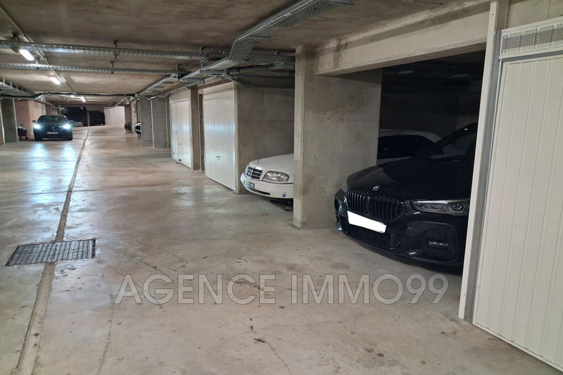 Parking / Garage - 14 m²
