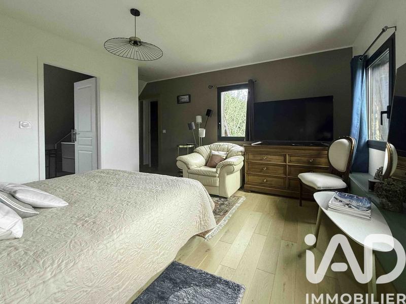 Maison de maîtres - 180 m² - 6 pièces