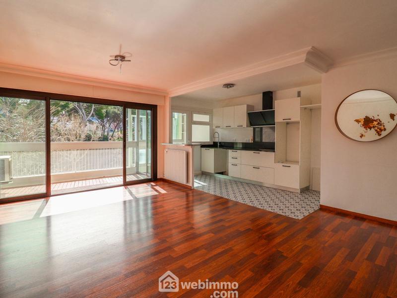 Appartement - 70 m² - 3 pièces