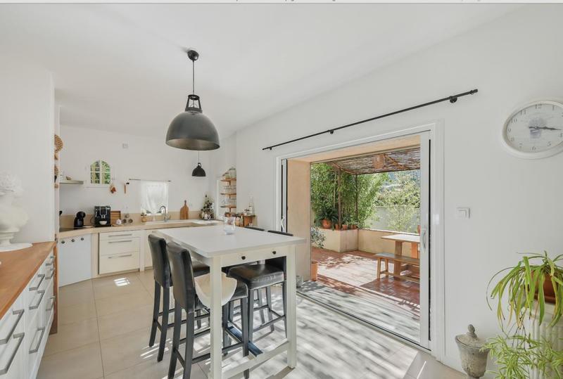 Villa - 110 m² - 4 pièces