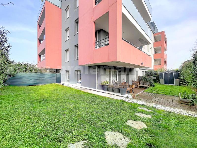 Appartement - 82 m² - 4 pièces