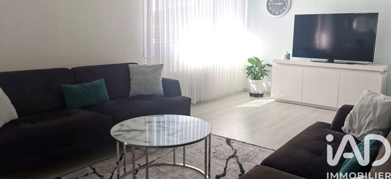 Maison - 121 m² - 6 pièces