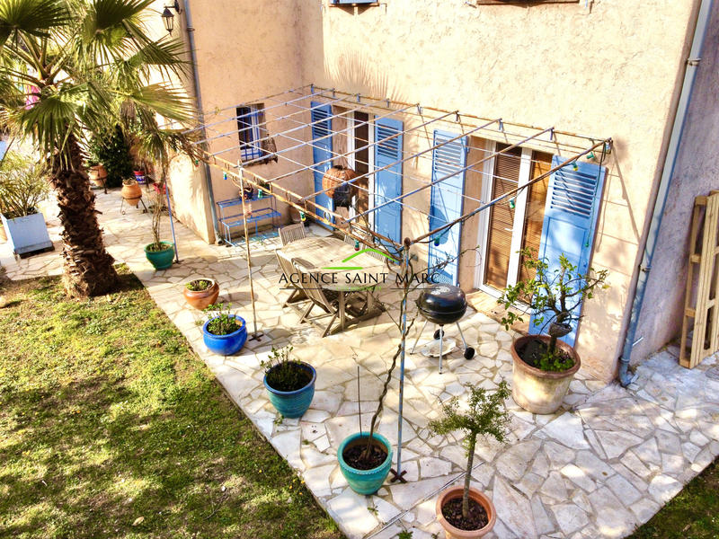 Villa - 204 m² - 6 pièces