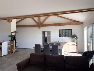 Maison - 95 m² - 3 pièces