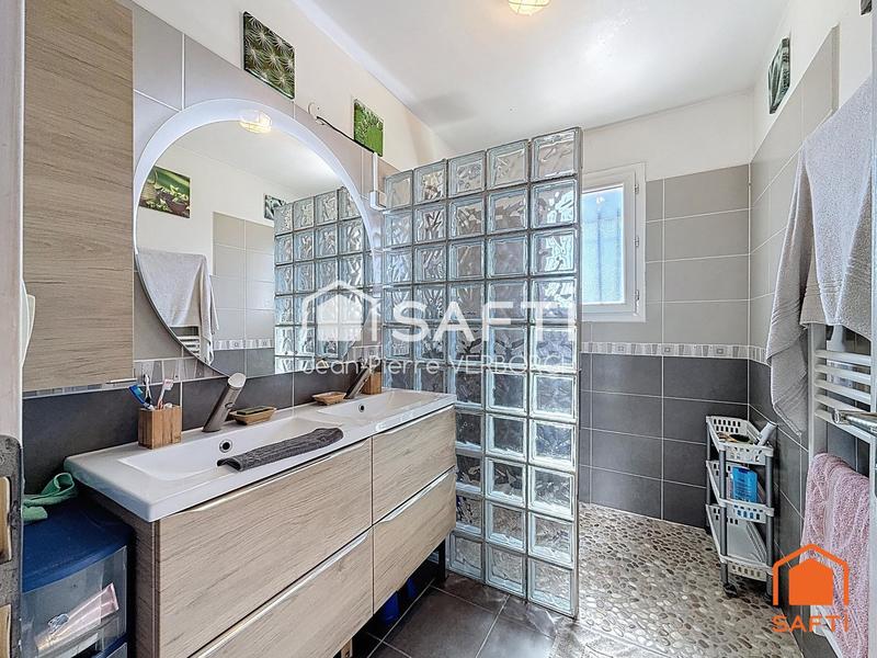 Villa - 97 m² - 5 pièces