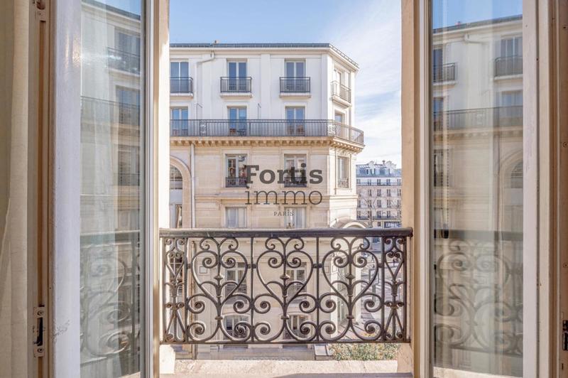 Appartement - 85 m² - 3 pièces