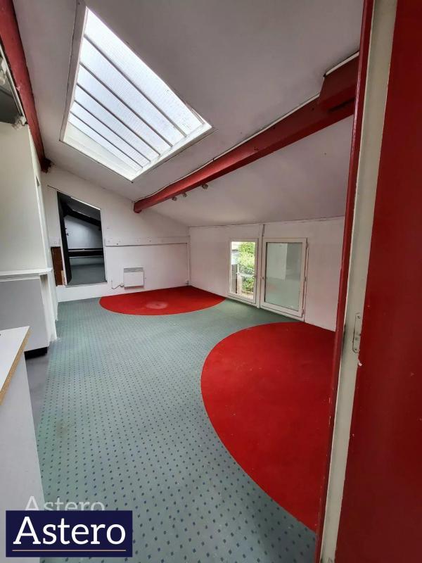 Local commercial - 264 m² - 5 pièces