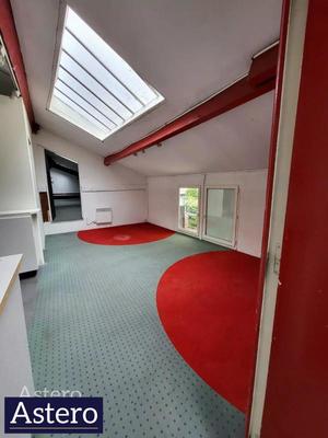 Local commercial - 264 m² - 5 pièces