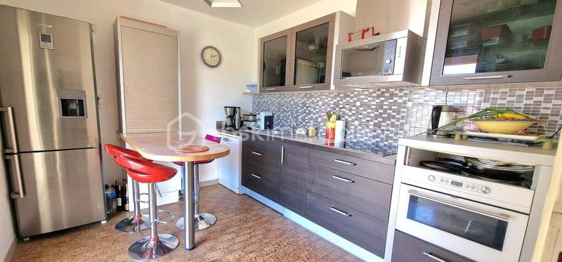 Villa - 100 m² - 5 pièces