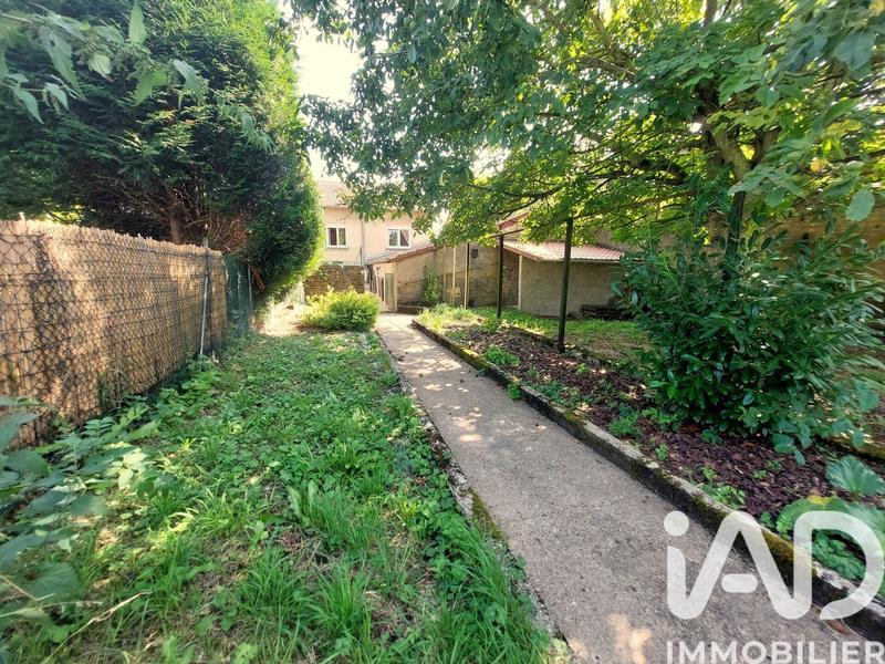 Maison de village - 205 m² - 10 pièces