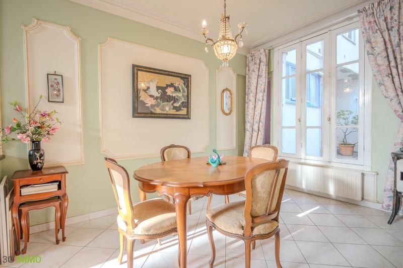 Maison de maîtres - 100 m² - 6 pièces