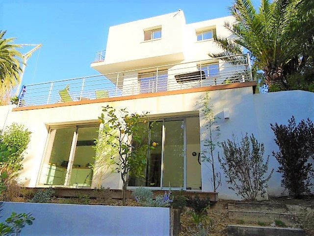 Villa - 255 m² - 7 pièces