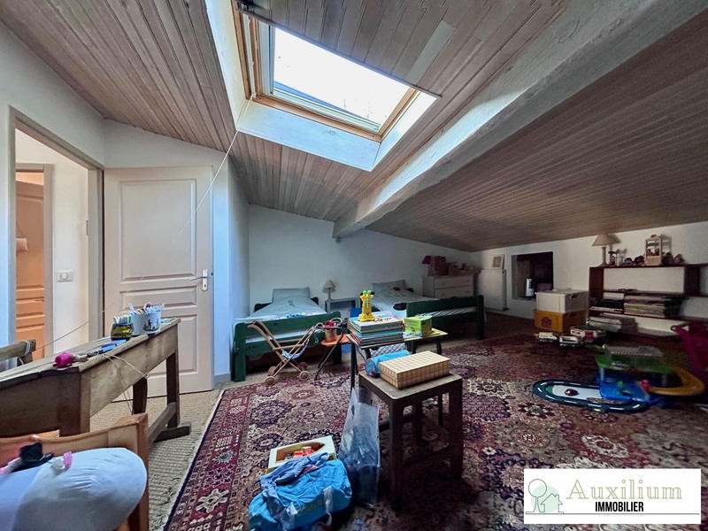 Maison ancienne - 196 m² - 9 pièces