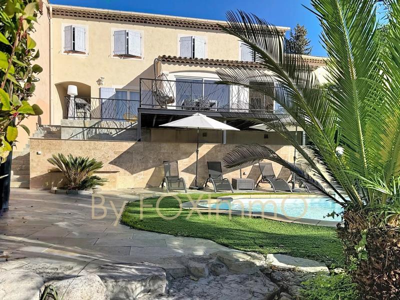 Villa - 120 m² - 5 pièces