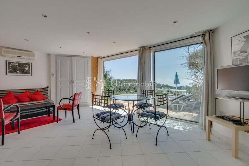 Villa - 280 m² - 7 pièces