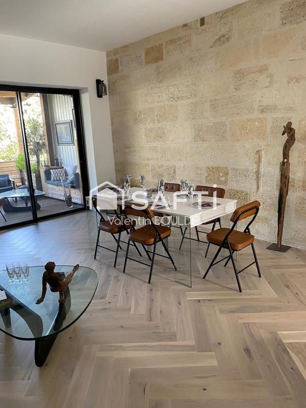 Appartement - 99 m² - 3 pièces