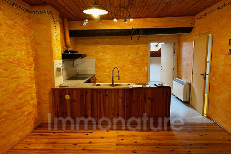 Maison - 202 m² - 3 pièces