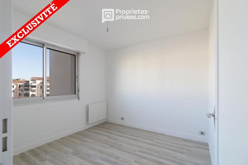 Appartement - 96 m² - 5 pièces