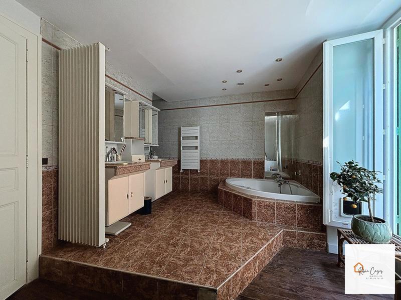 Maison de village - 150 m² - 5 pièces