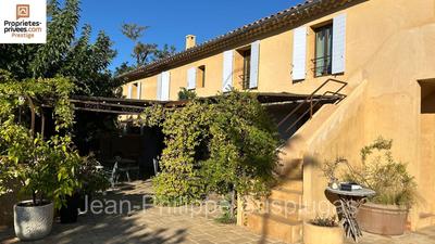 Demeure - 380 m² - 16 pièces