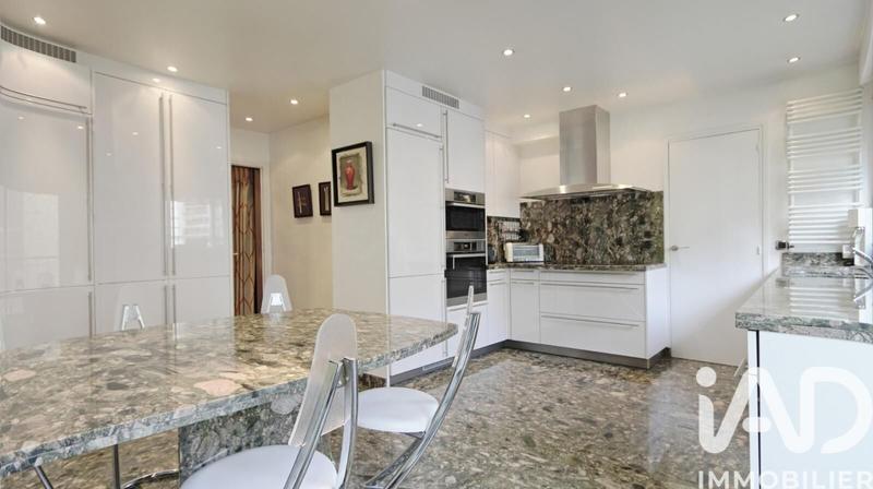 Appartement - 132 m² - 4 pièces