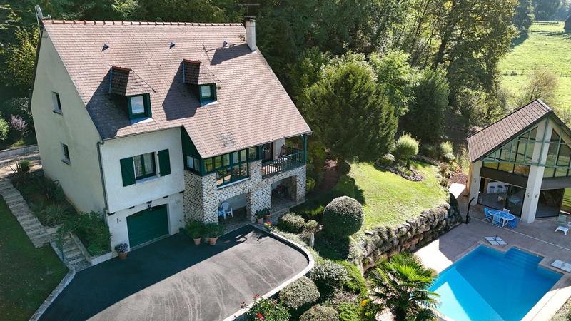 Maison - 176 m² - 5 pièces