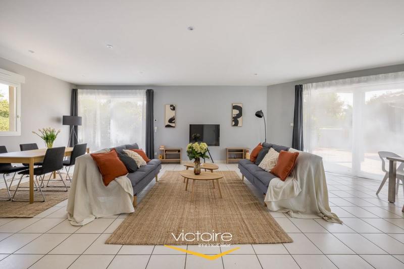 Maison - 191 m² - 6 pièces