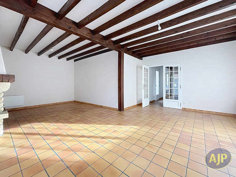 Maison - 105 m² - 4 pièces