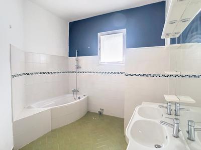 Appartement ancien - 95 m² - 6 pièces