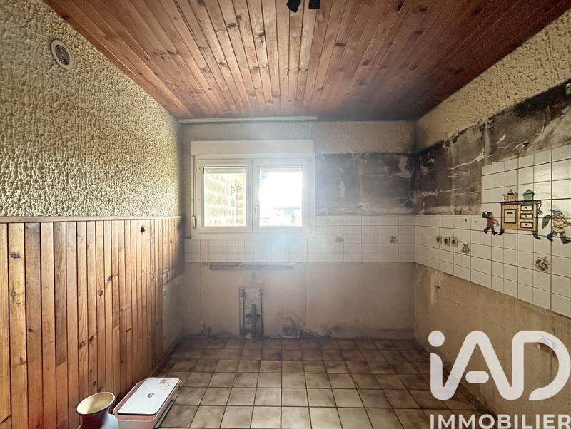 Maison - 93 m² - 5 pièces