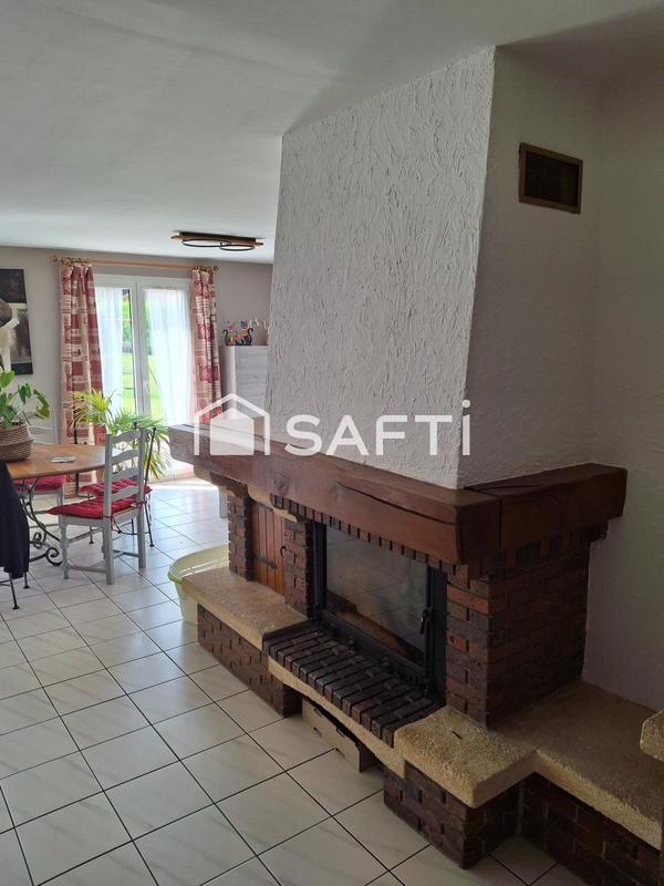 Maison - 218 m² - 7 pièces