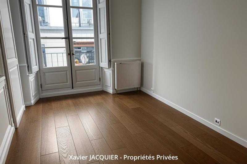 Appartement - 90 m² - 3 pièces