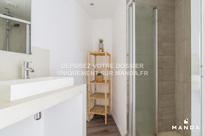 Chambre - 11 m² - 4 pièces