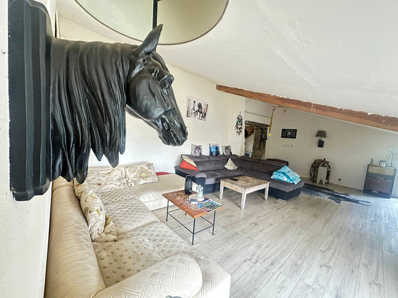 Maison - 176 m² - 8 pièces