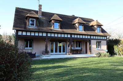Propriété - 151 m² - 5 pièces