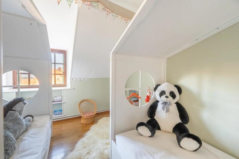 Corps de ferme - 270 m² - 9 pièces