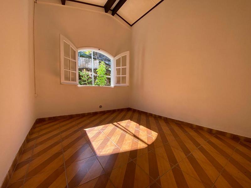 Maison - 165 m² - 6 pièces