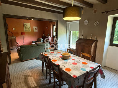 Maison - 110 m² - 6 pièces