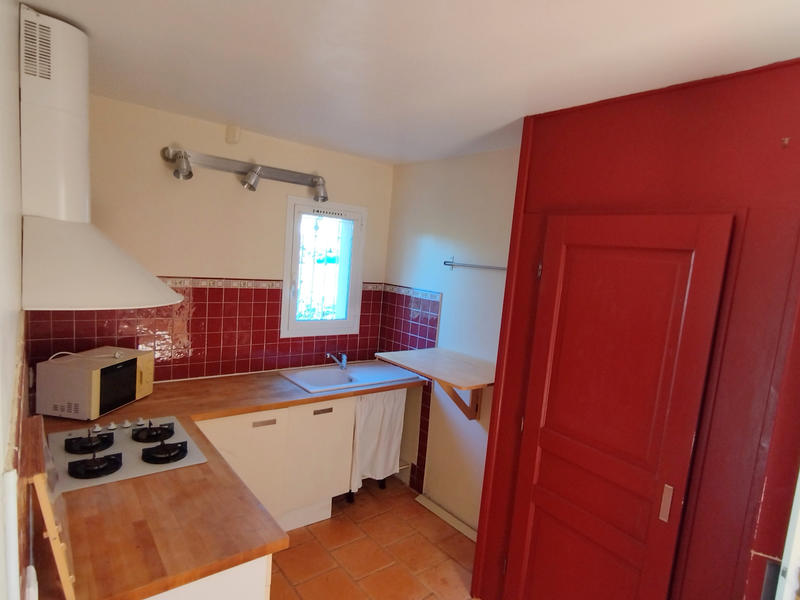 Maison - 270 m² - 9 pièces