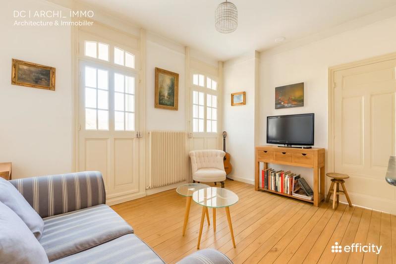 Appartement - 80 m² - 3 pièces