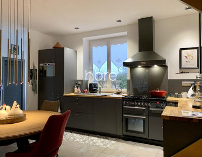 Maison ancienne - 170 m² - 6 pièces